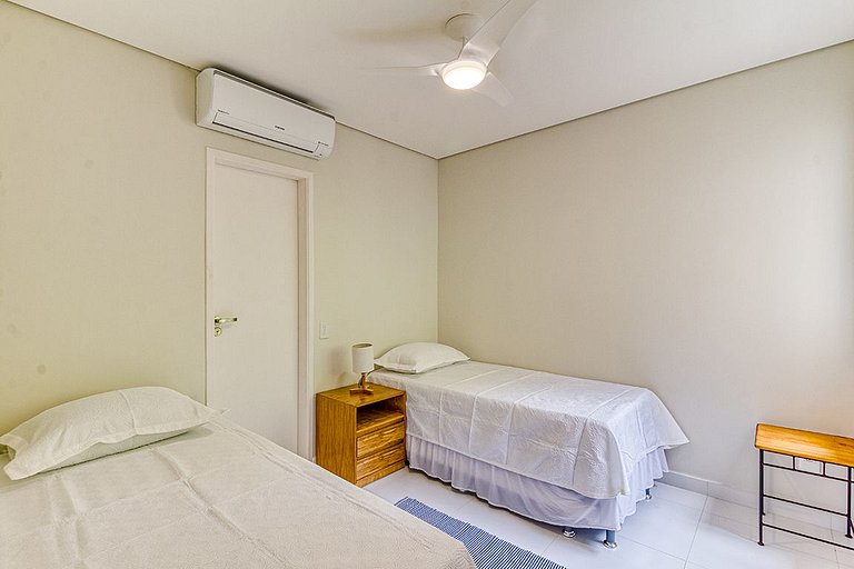 C15 - Comfort close to nature - Camburyzinho Beach